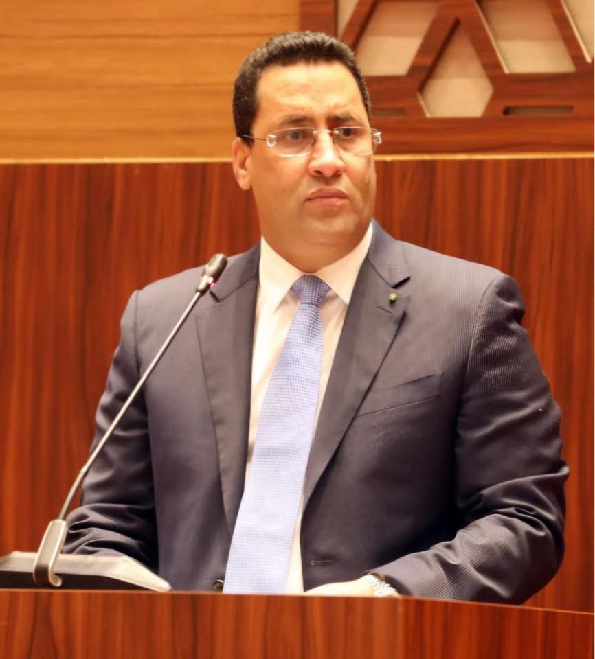 ولد اجاي: تثبيت أسعار المحروقات كلف الدولة 35 مليار أوقية خلال ثلاثة أشهر
