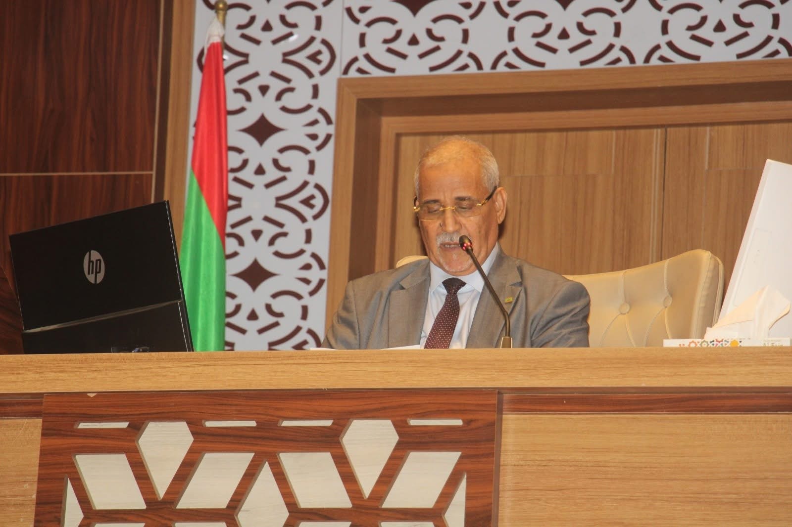 ولد مكت: معاقبة النائبتين مريم الشيخ وقامو عاشور تمت وفق القانون